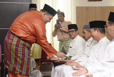 Wakili Bupati Inhil, Afrizal Tepuk Tepung Tawar 89 CJH Anggota Korpri